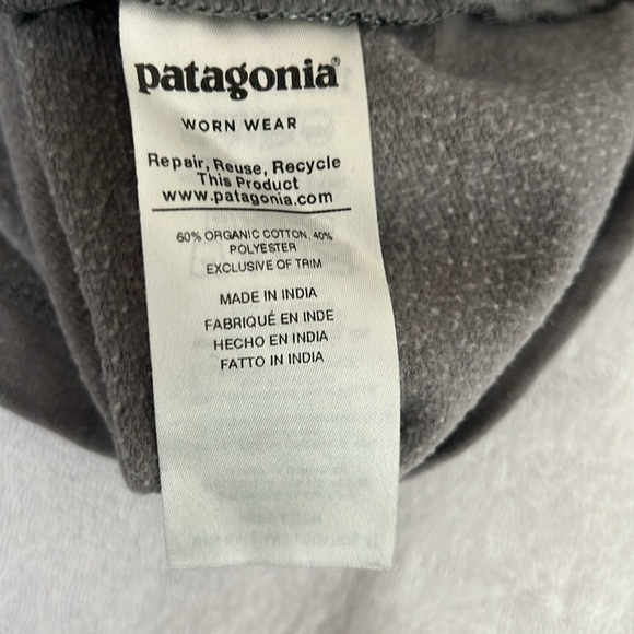 Patagonia P-6 logo long sleeves - Picture 7 of 7